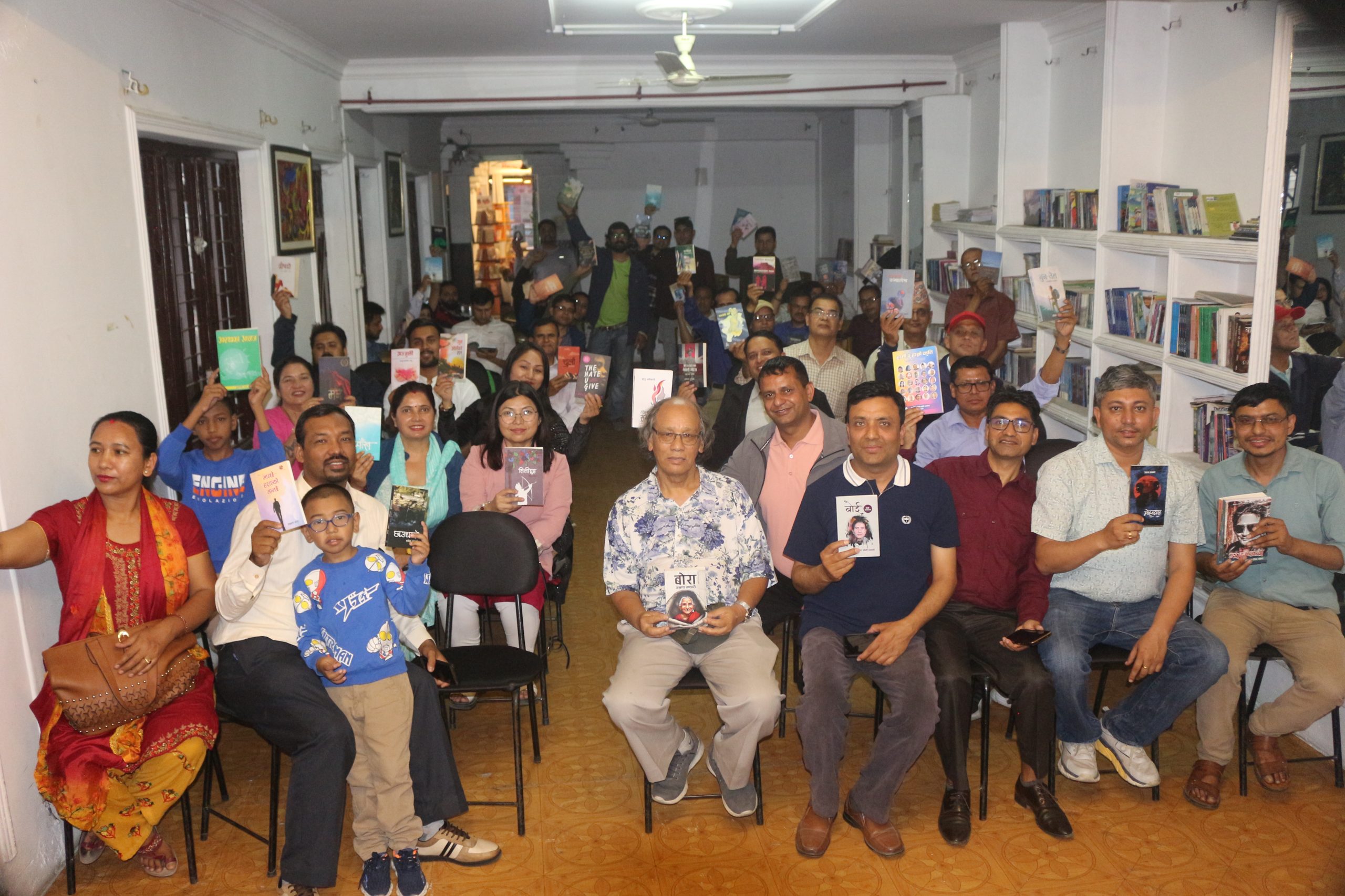 र्‍यान्डम रिडर्स सोसाइटीद्वारा पुस्तक साटासाट गरी मनाइयो पुस्तक दिवस