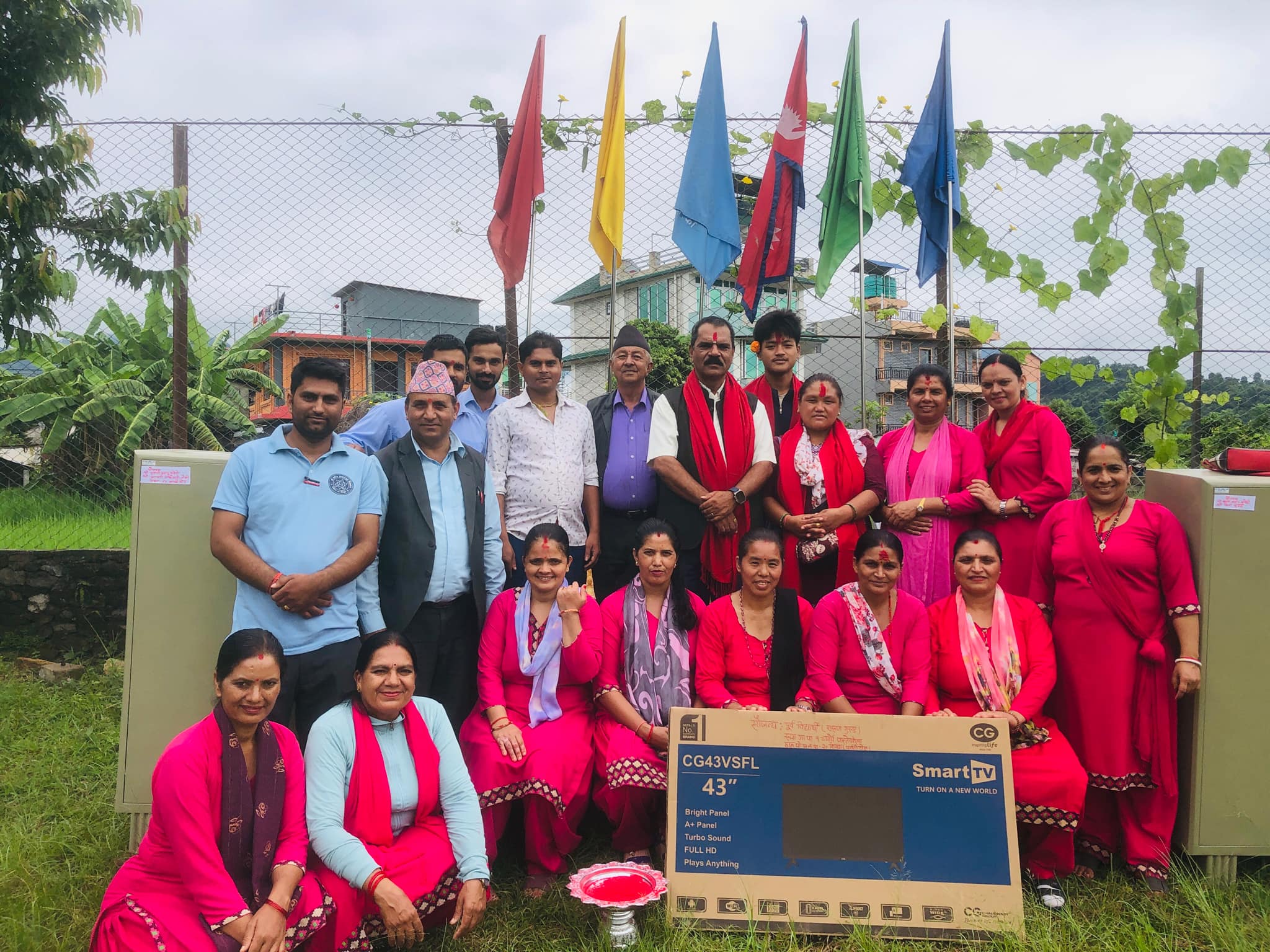 छोराले एसइईमा उत्कृष्ट जिपिए ल्याएको खुसीमा विद्यालयलाई सहयोग