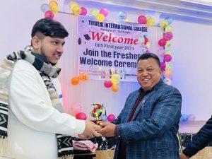 त्रिवेणी इन्टरनेशनलमा नवआगन्तुक विद्यार्थीलाई स्वागत