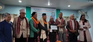 चितवन साहित्य परिषद्बाट समालोचक रमेश प्रभात पुरस्कृत