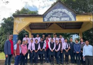‘विद्यार्थीसँग साहित्यकार कार्यक्रम’ मा ‘सत्यम्’ का लेखक लक्ष्मण वियोगी